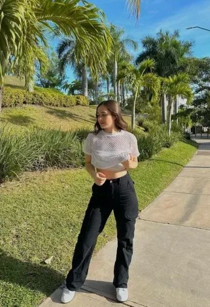 Adjustable Straight Fit Cargo Pants